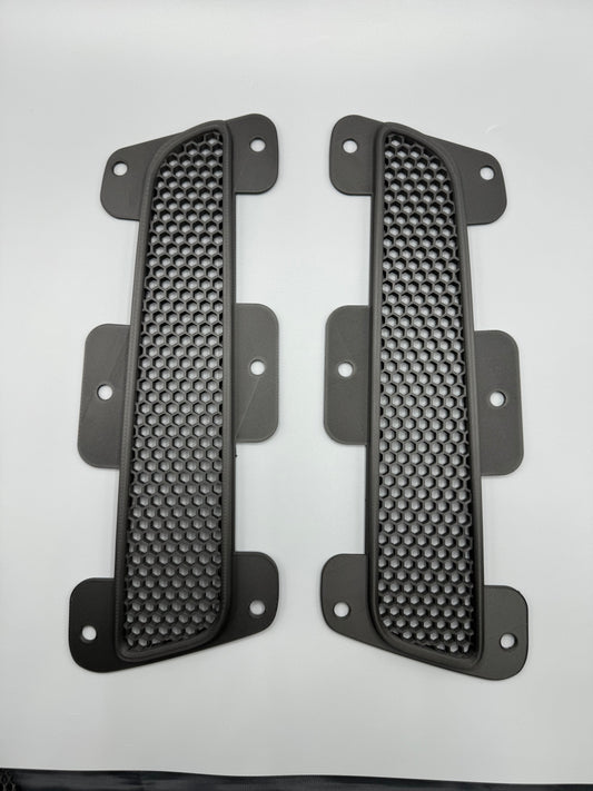 Aston Martin Vantage honeycomb bonnet vent set